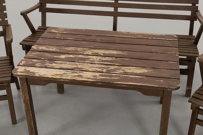 CARL MALMSTEN, garden furniture 'Bergshamra', two chairs, a sofa and a table. Mid 20 th century.