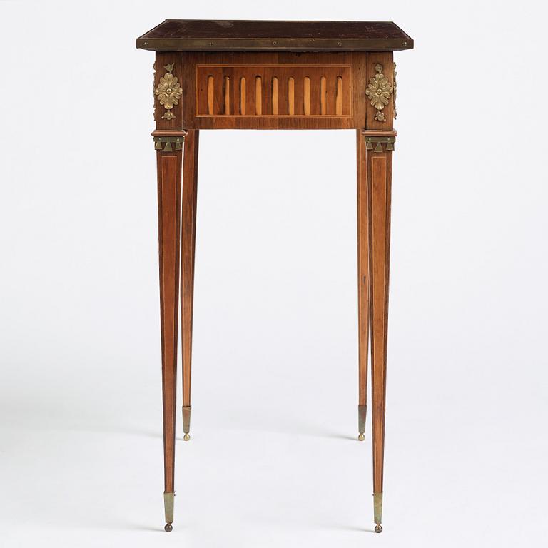 A Gustavian late 18th century table by Anders Lundelius (master in Stockholm 1778-1823), not signed.