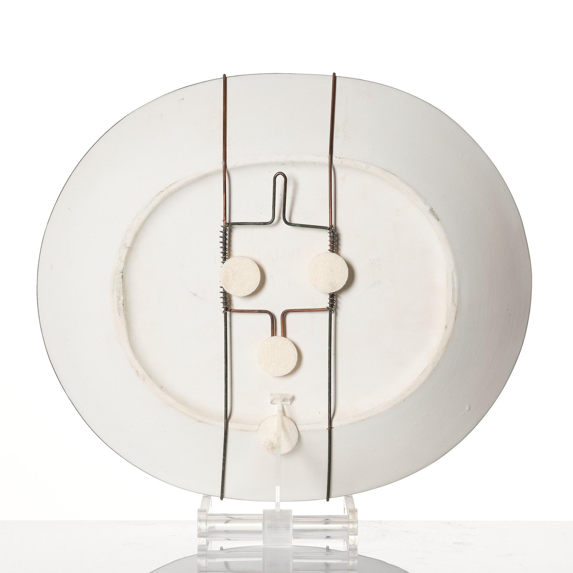 Birger Kaipiainen, a stoneware dish, Arabia, Finland.