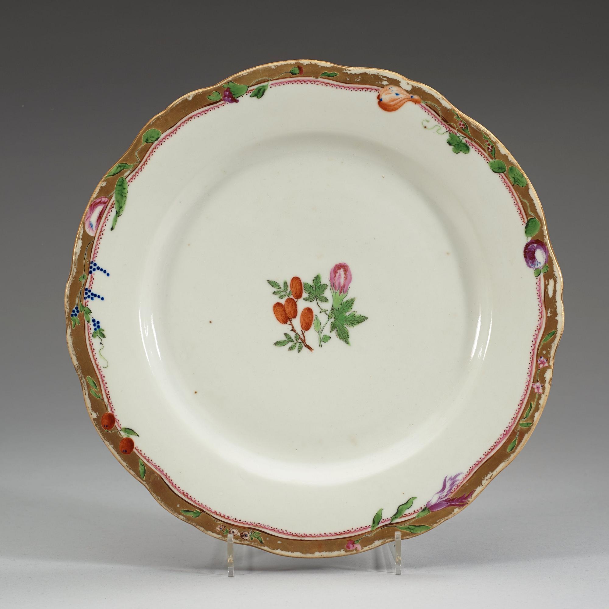 A set of four famille rose dinner plates, Qing dynasty, Qianlong (1736-95).