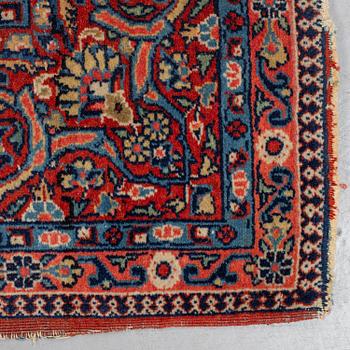 A CARPET, semi-antique Kashan, possibly Dabir, ca 201 x 135,5 cm.