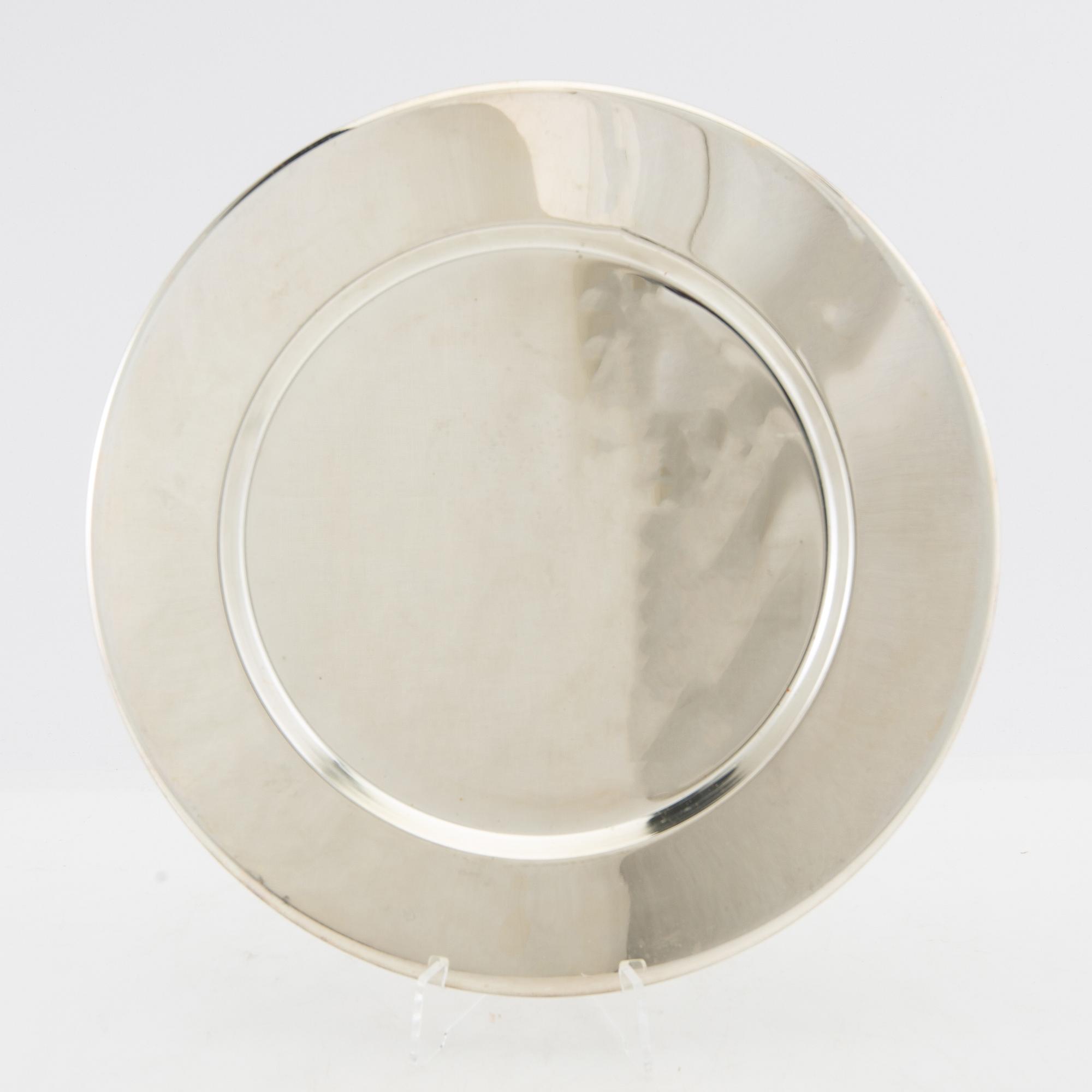 Dinner plates 8 pcs, second half of the 20th century.