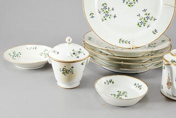 SERVISDELAR, 8 st, porslin, 1800-tal.
