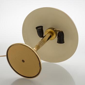 Pöytävalaisin Itsu 1900-luvun puloväli.