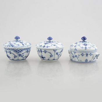 A group of three sugar bowls and three creamers, "Blue Fluted" / "Musselmalet", Royal Copenhagen.