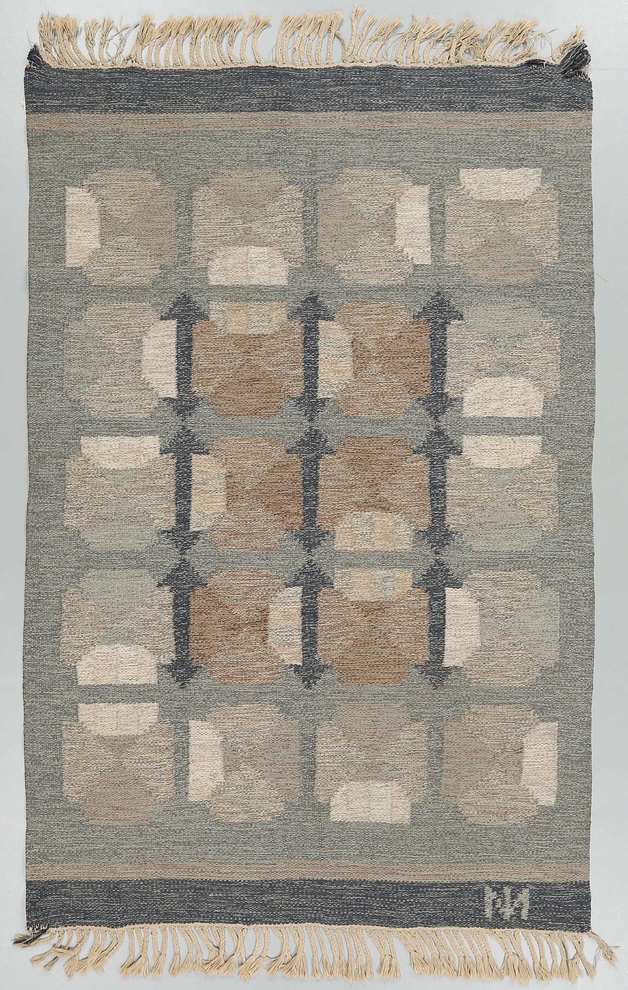 MATTA, rölakan, Alestalon Mattokutomo, 1900-talets andra hälft, 205 x 135 cm.