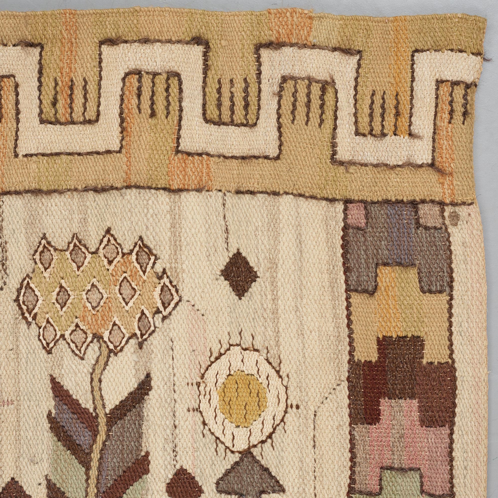 Märta Måås-Fjetterström, A drape, "Taraxacum", tapestry weave, ca 243,5-244,5 x 151-155 cm, signed AB MMF.