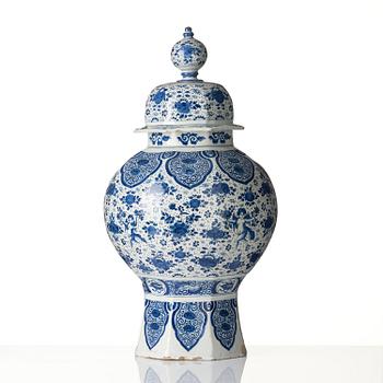 A large blue and white faience jar, Delft, 18th century.