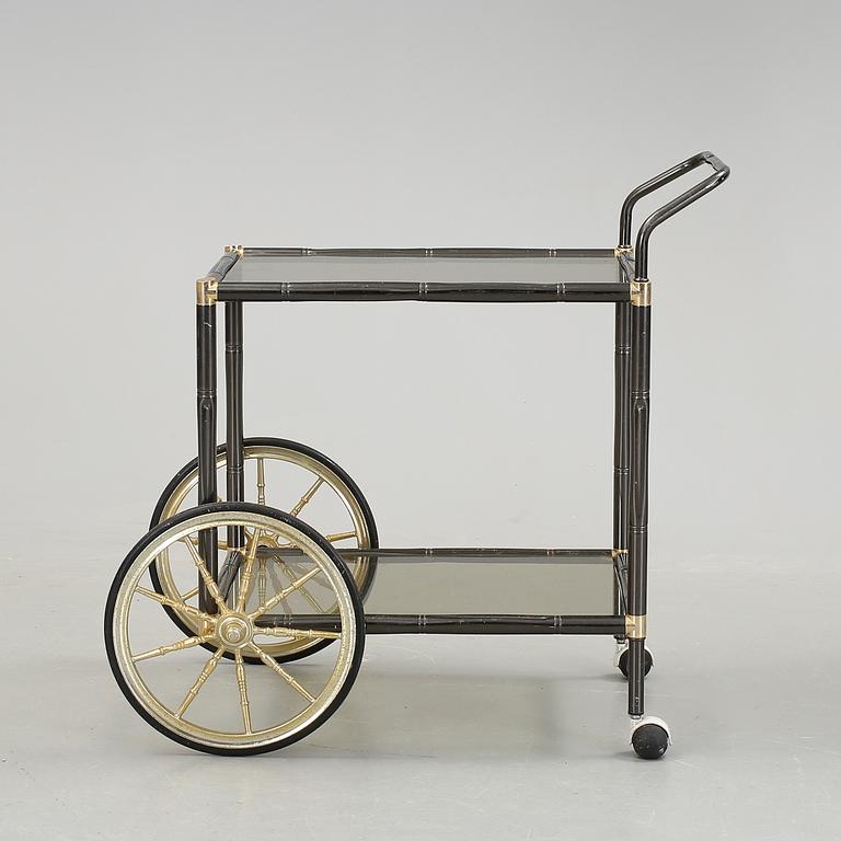 SERVERINGSVAGN, 1900-talets sista hälft.