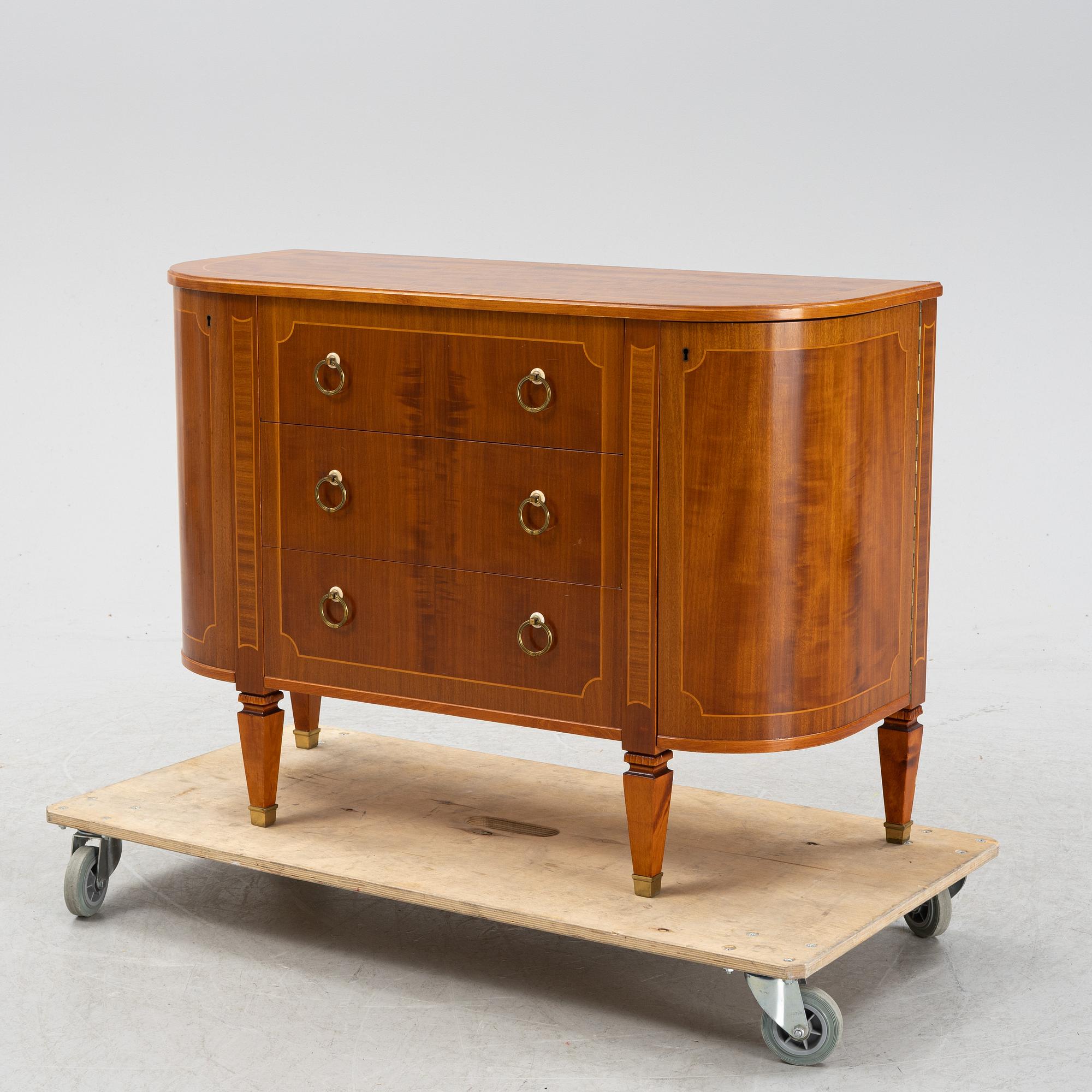 Byrå, 1900-talets mitt.