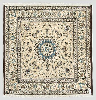 A Nain carpet, ca. 194 x 194 cm.