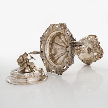 A footed Neo Rococo silver bowl with lid, maker's mark of Johan Theodor Palmgren, Norrköping, Sweden 1885-86.