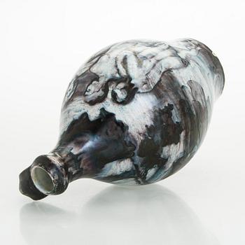 Emil Rekola, a 1920s ceramic vase, Kupittaan Savi.