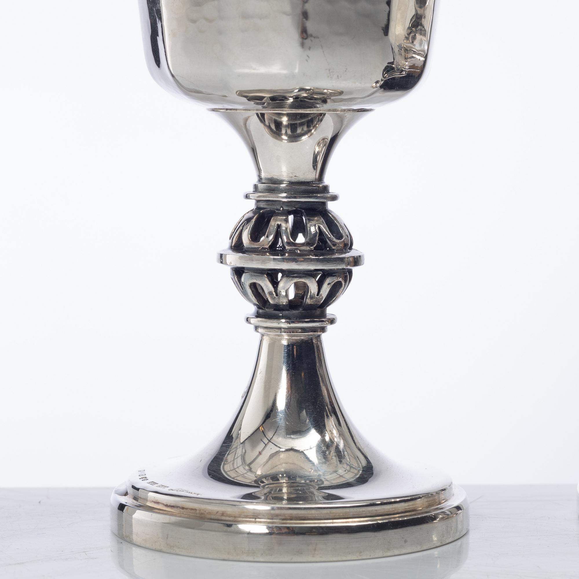 Eric Löfman, A set of twelve silver wine glasses, KG Markströms, Uppsala 1977-1978.