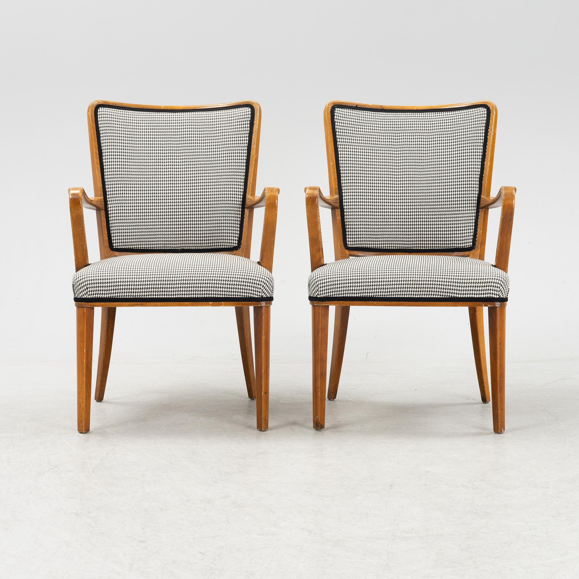 ASKI, AB Svenska Kontorsmöbelindustrier, a pair of beech armchairs, Bodafors, 1940's/50's.
