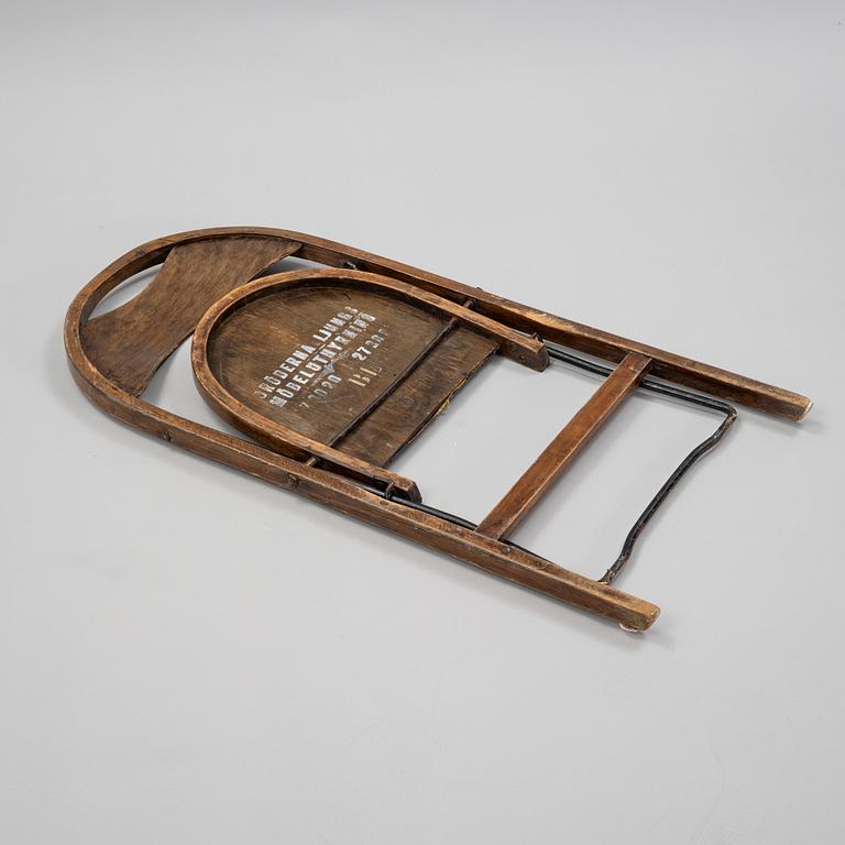 Uno Åhrén/CA Buffington, fällstol, "Bern", Gemla, 1930-tal.