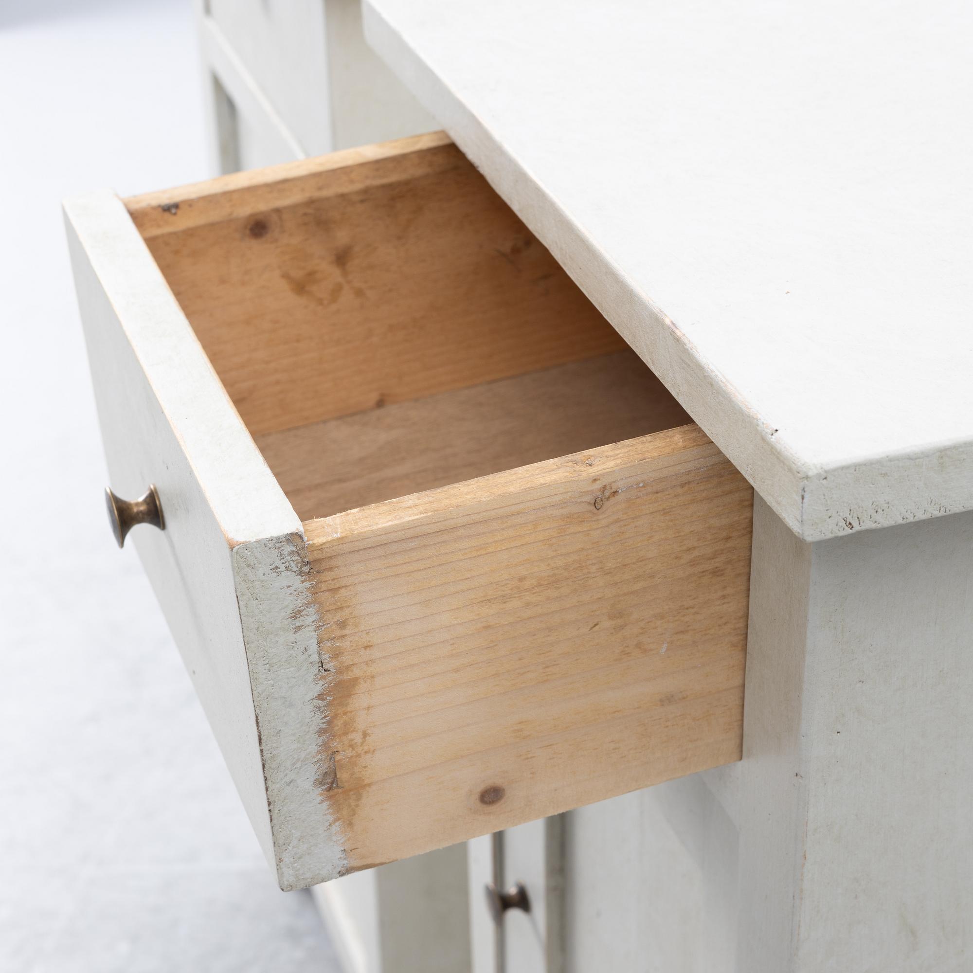 Nightstands, a pair, contemporary.