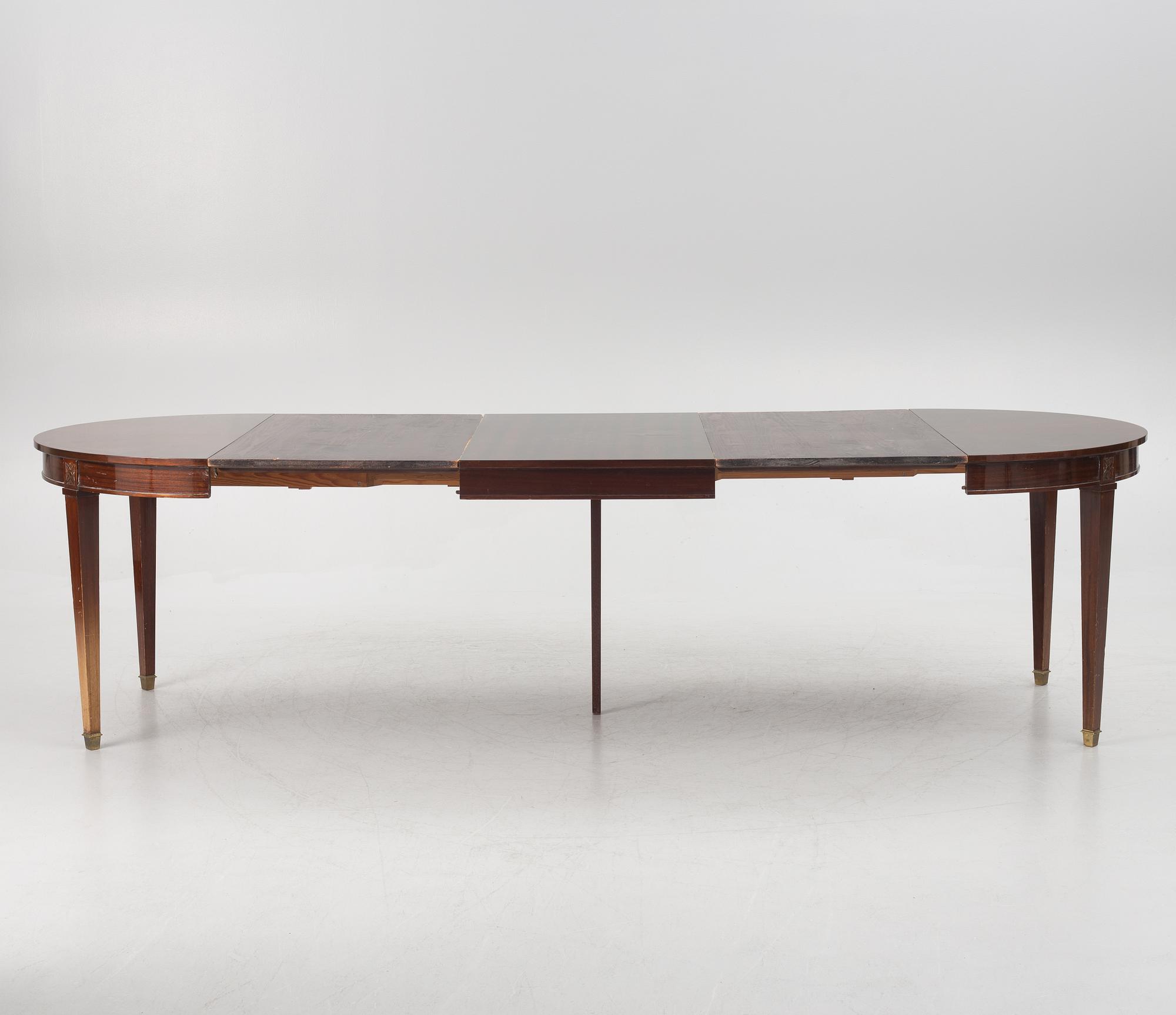 Dining table, second half of the 20th century.