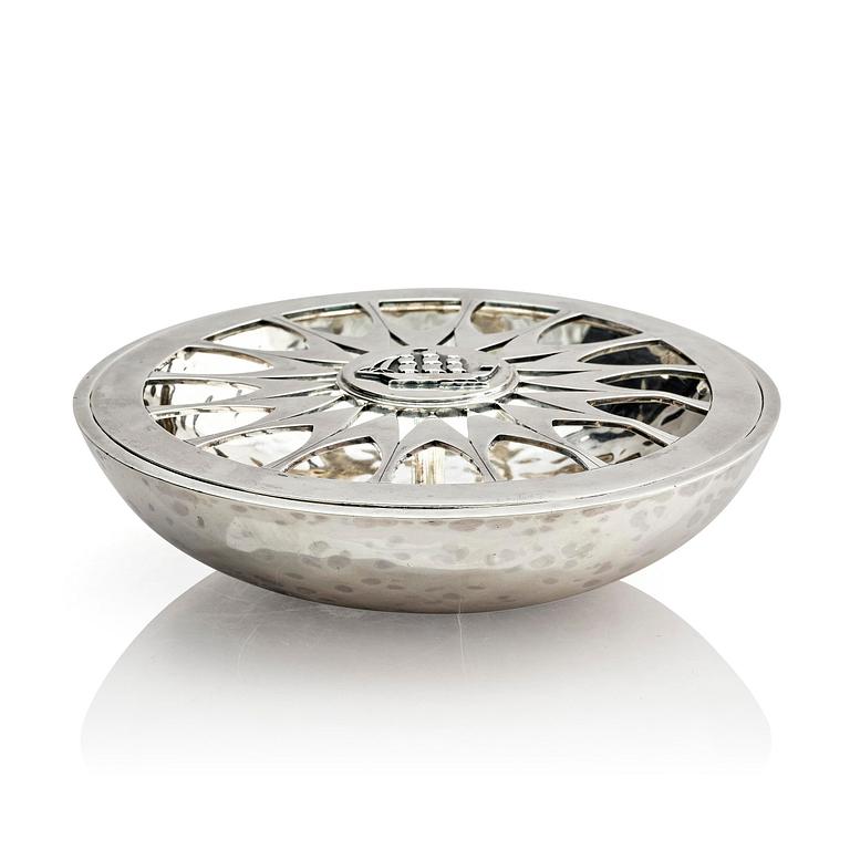 Carl Fredrik Carlman, a sterling silver ashtray, designed by Sven Carlman, Stockholm, Sweden 1955.