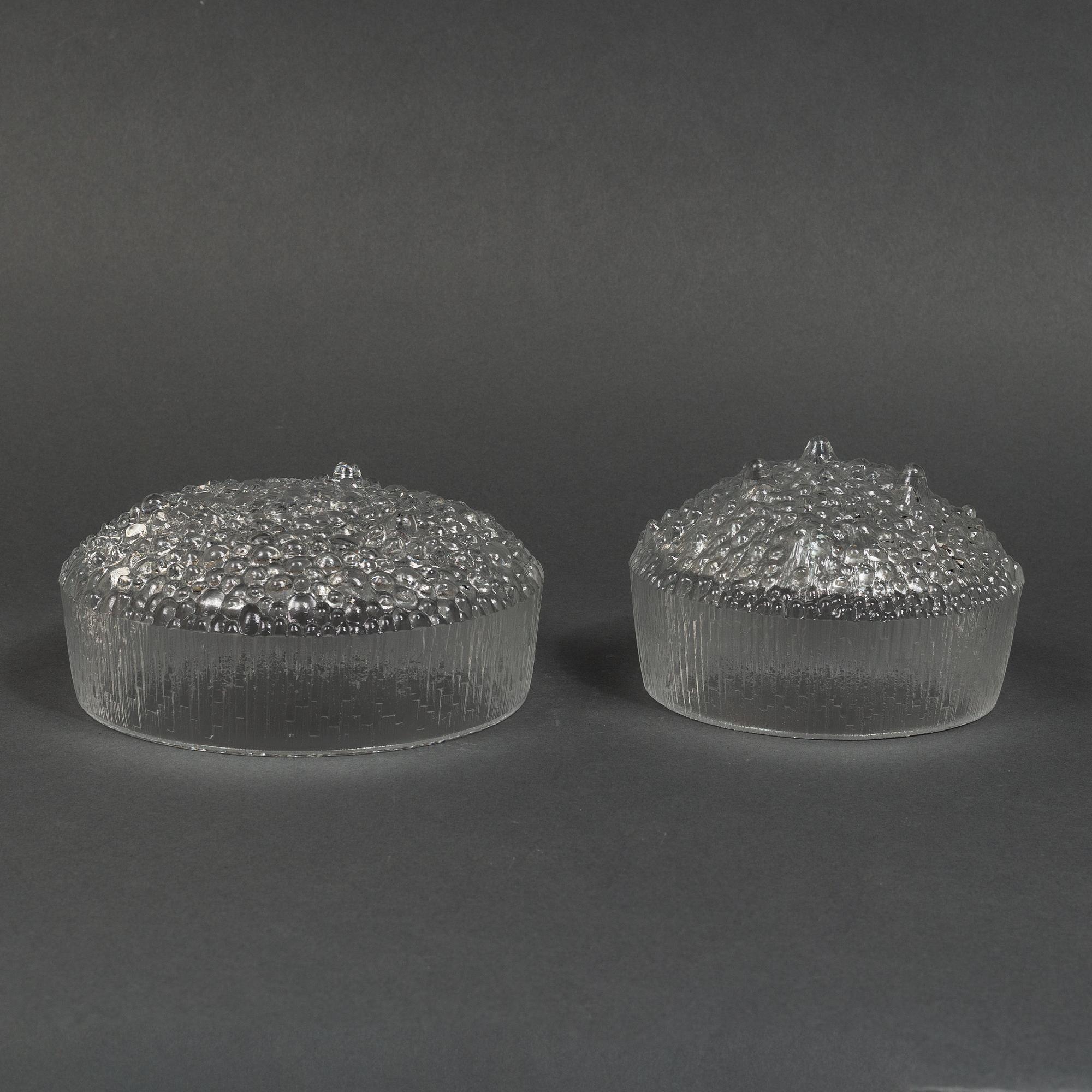 Tapio Wirkkala, a set of 22 glass service parts from the series 'Ultima Thule' and 'Kekkerit', Iittala, Finland.