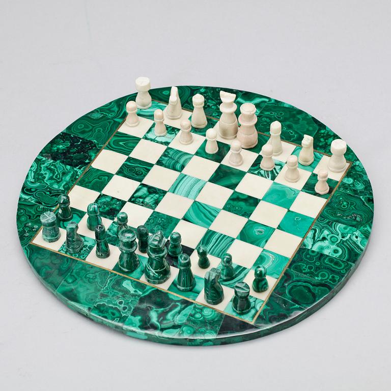 SCHACKSPEL, malakit och marmor, 1900-talets andra hälft.