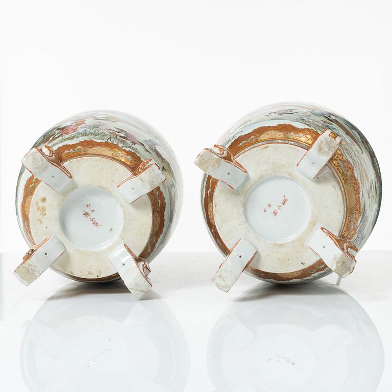 Bordslampor, ett par, porslin, Kutani, Watatani, Japan, 1900-tal.