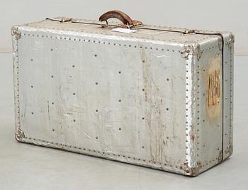 KOFFERT, aluminium, 1900-talets första hälft.