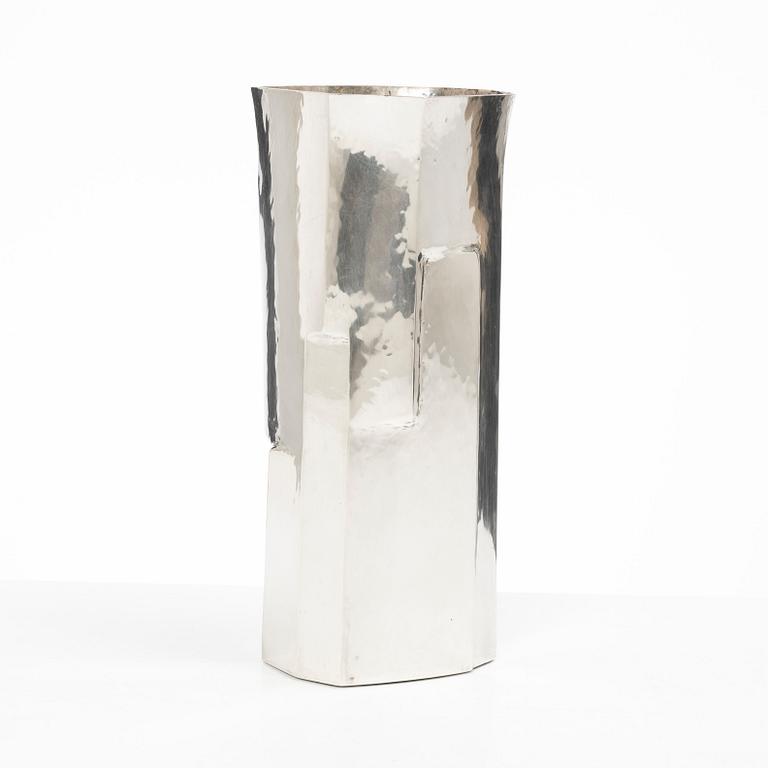 Rey Urban, a Sterling silver vase, Stockholm, 1975.
