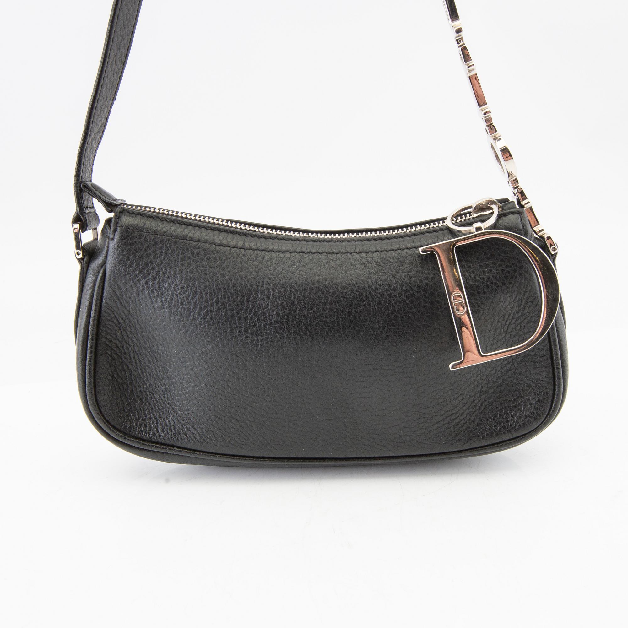 Christian Dior, väska D-charm small pouchette.