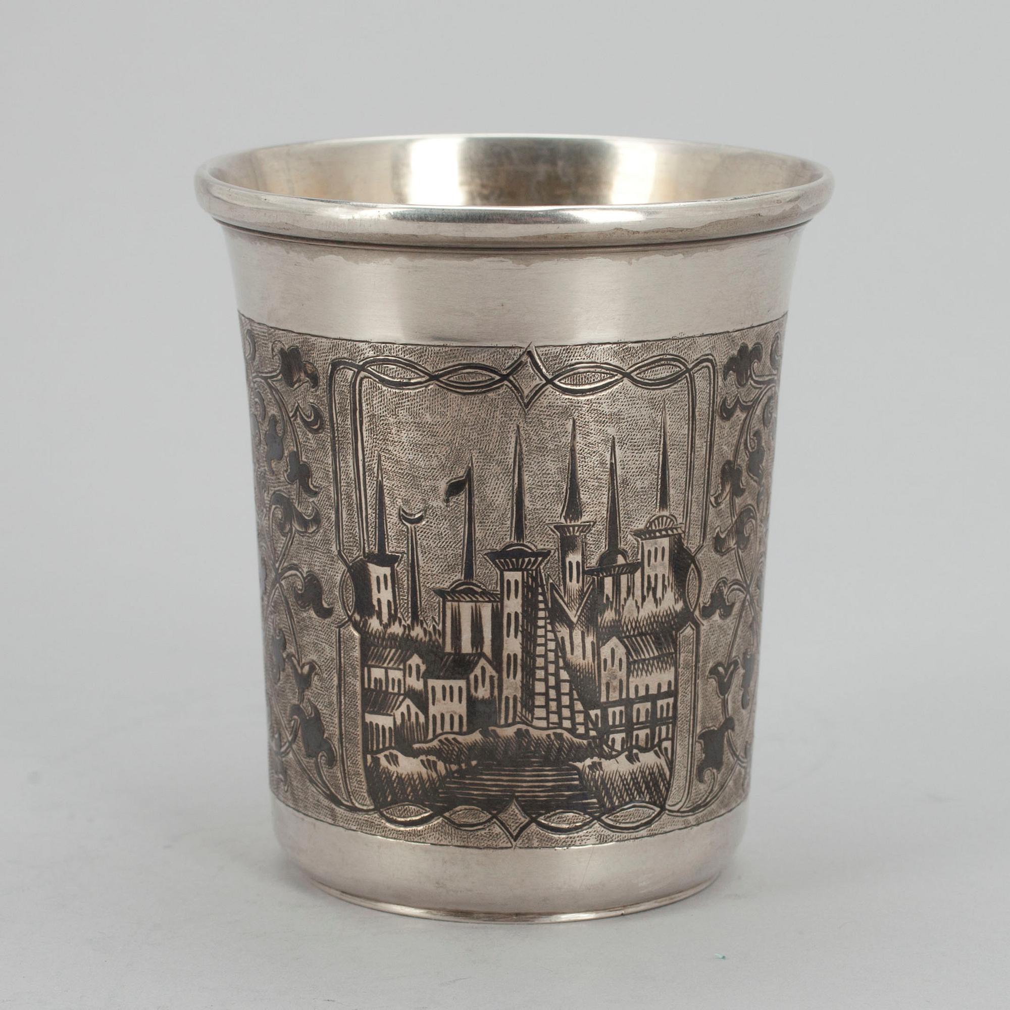 BÄGARE, silver, niello, Moskva 1858. Vikt 113 g.