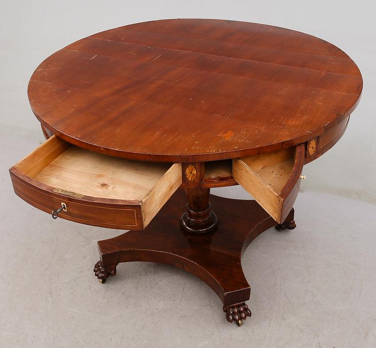 KARUSELLBORD, senempire, 1800-talets första hälft.