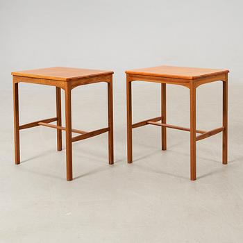 Carl Malmsten, sidobord 1 par ”Oktober” 1900-talets andra hälft.