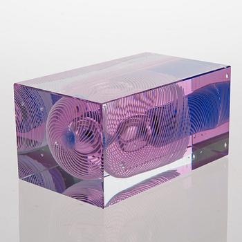 Oiva Toikka, A GLASS CUBE.