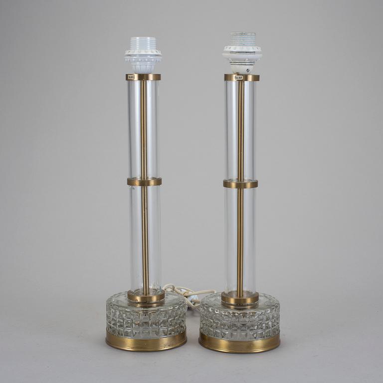 BORDSLAMPOR, ett par, 1900-talets andra hälft.