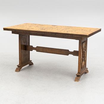 A dining table, Svenska Möbelfabrikerna Bodafors, 1920's/30's.