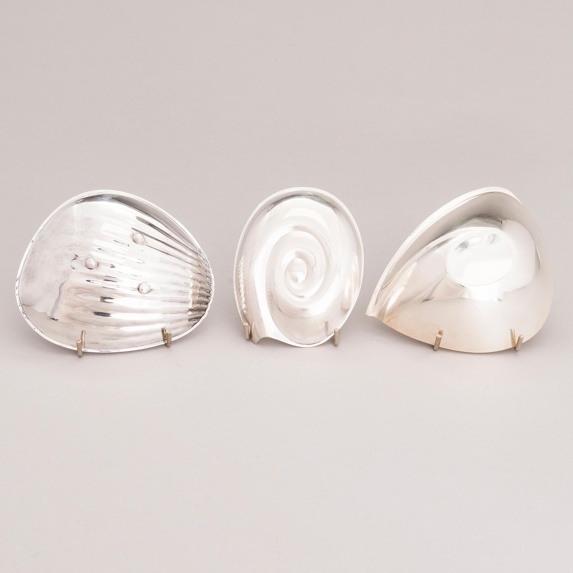 TAPIO WIRKKALA, Three silver bowls, Kultakeskus, Hämeenlinna and Hopeatehdas, Helsinki 1953-68.