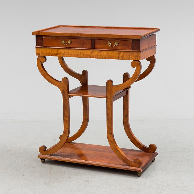 BORD, Karl-Johan stil, 1900-talets första hälft.