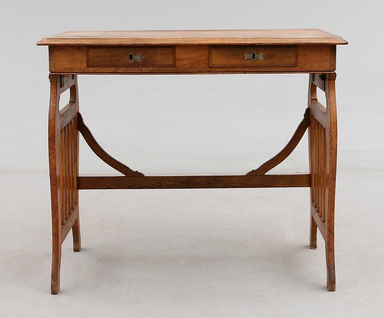 SKRIVBORD, 1900-talets första hälft.