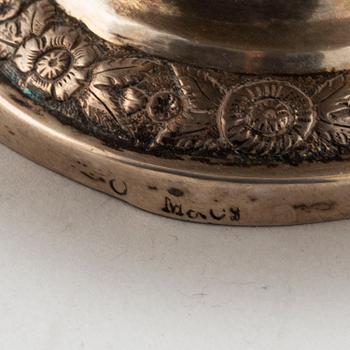 A SILVER TANKARD, indistinct marks, makers mark M&Co.