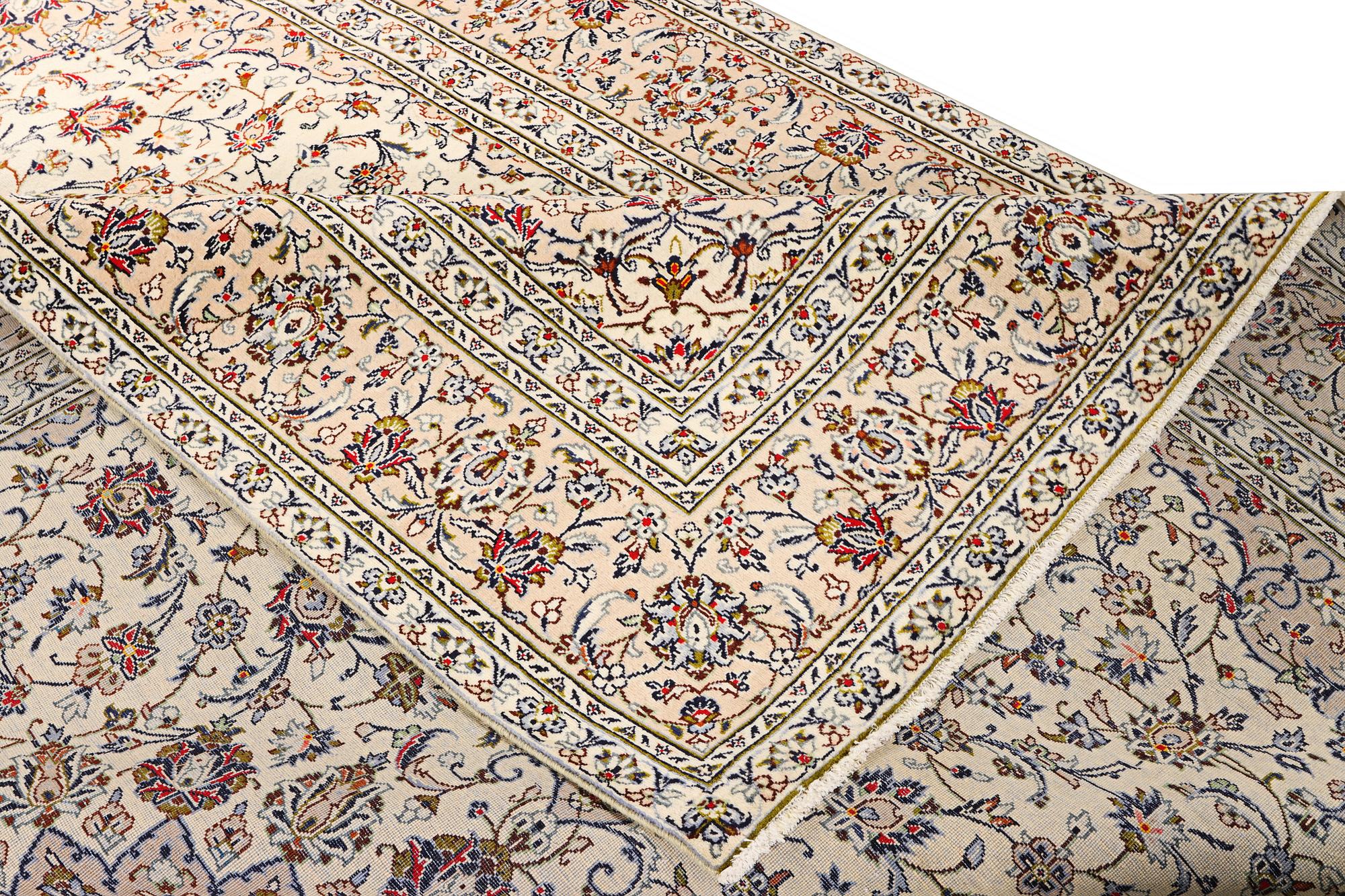 A Keshan carpet, c. 342 x 247 cm.