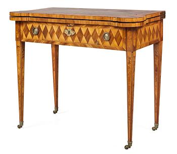 240. SPELBORD. Gustavianskt.