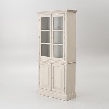 A contemporary display cabinet.