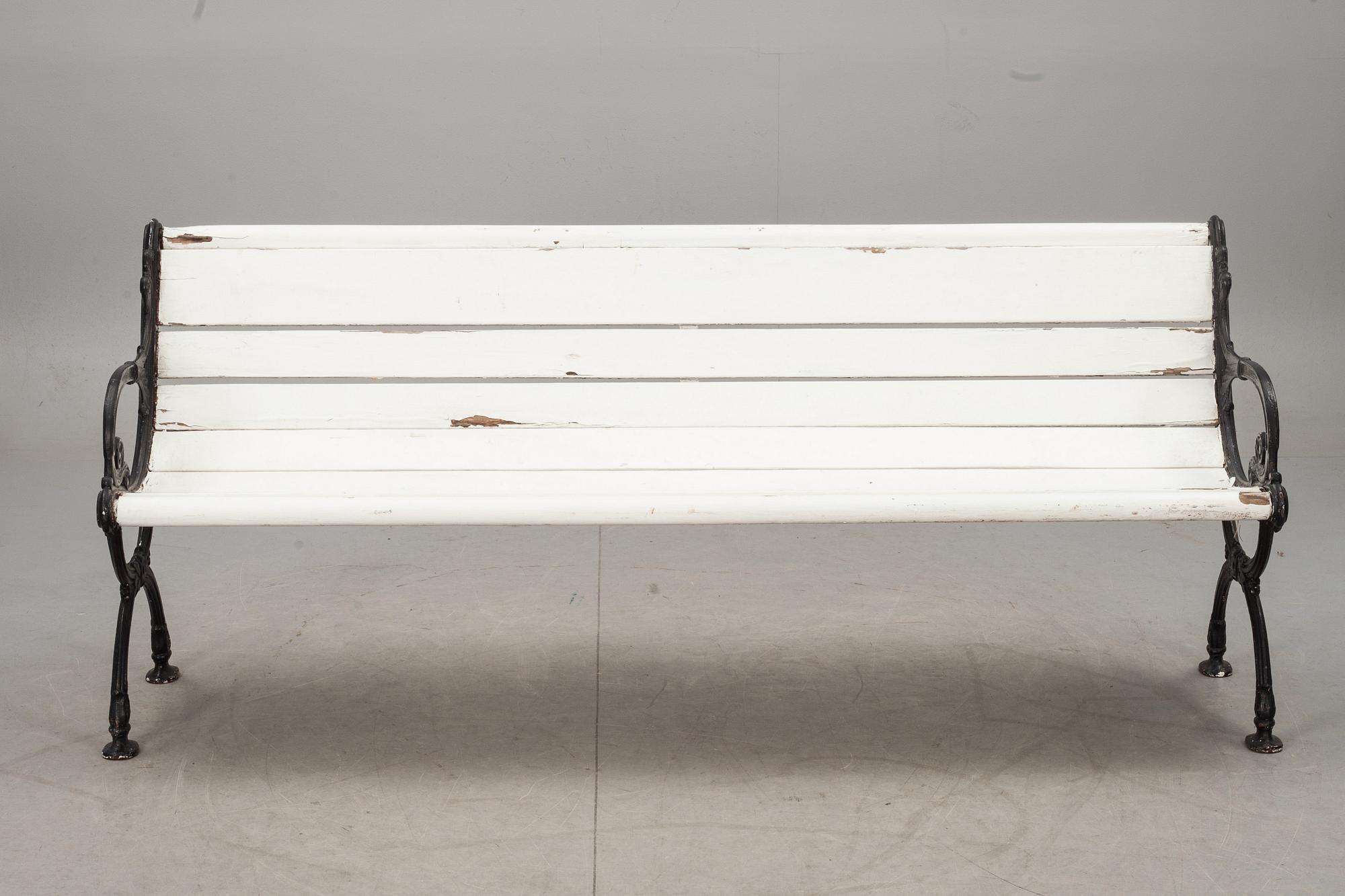 TRÄDGÅRDSSOFFA, gjutjärn. 1900-talets början.