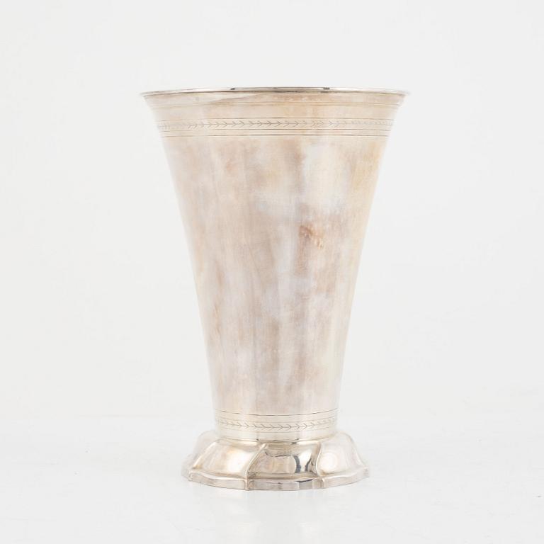 A Swedish silver beaker, mark of GAB, Stockholm 1937.