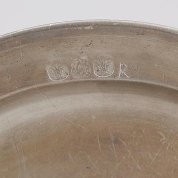 TALLRIKAR, 4 st, tenn, 1700-tal.