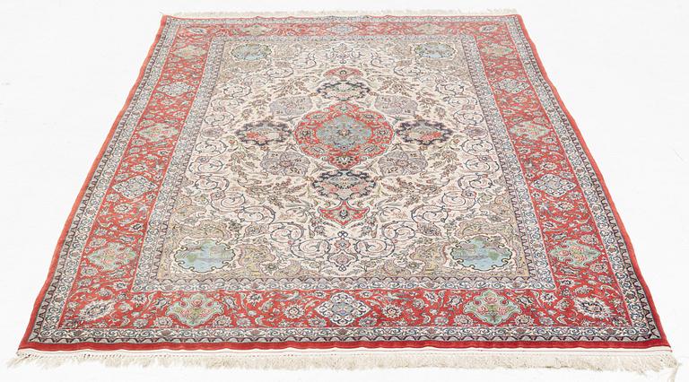 Matta, Isfahan, signerad Iran Shaabanei, ca 243 x 153 cm.