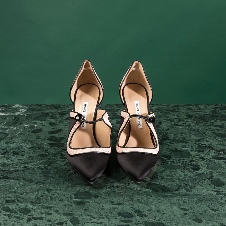 PUMPS, MANOLO BLAHNIK, storlek 39,5.