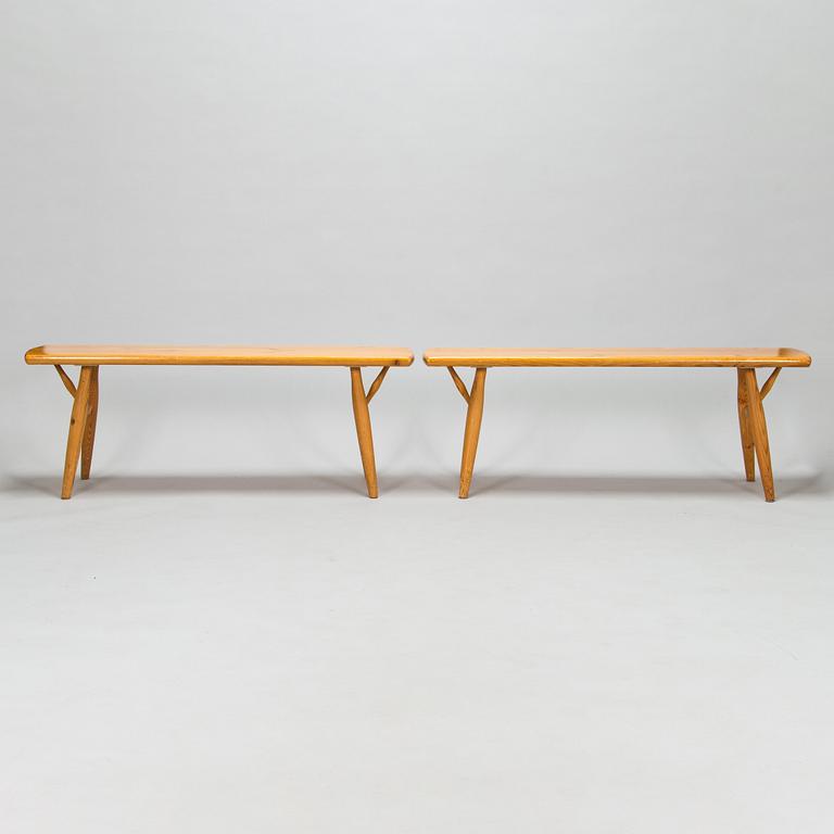 Ilmari Tapiovaara, penkkejä, 2 kpl, Laukaan puu 1970-luku.