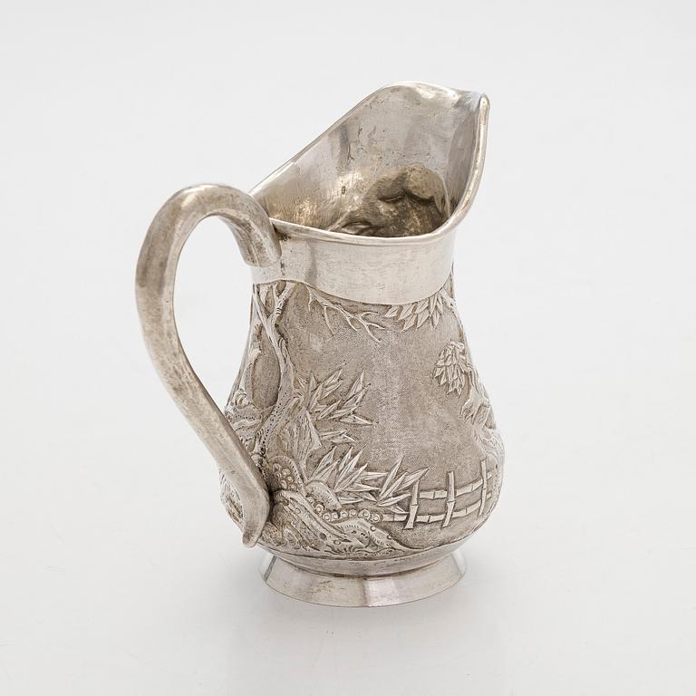 Kermakko, vientihopeaa, Cum Wo, Hongkong, 1860-1920.