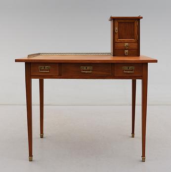 SKRIVBORD, 1900-talets första hälft.